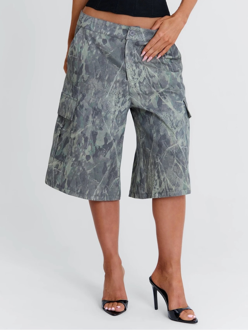Outcast BETH SHORTS NURTURE Small NWT